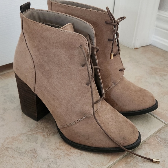 Call It Spring Boots - Picture 2 of 6